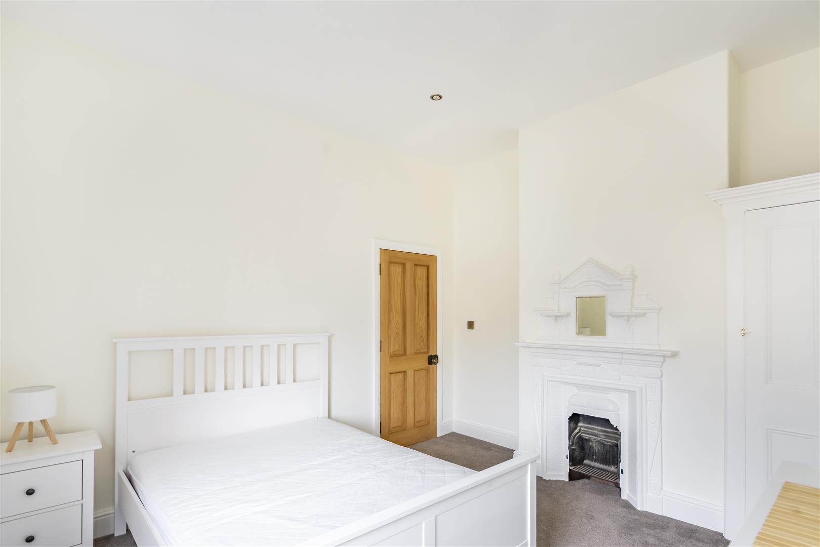 Flat Markham Crescent in York