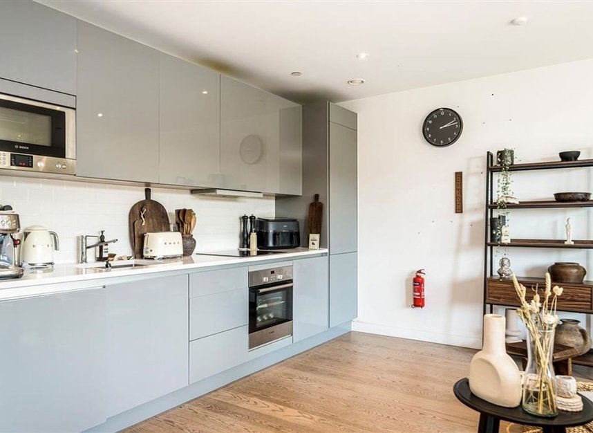 Flat Victory Place in Greater London