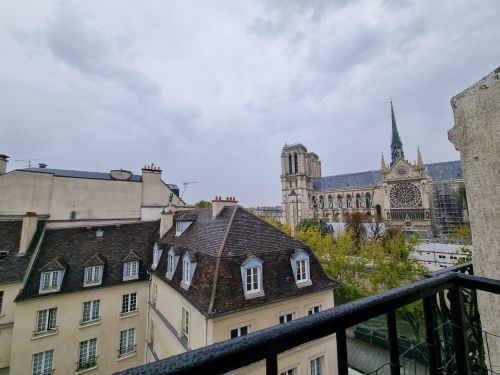 Appartement Quai de Montebello à Paris