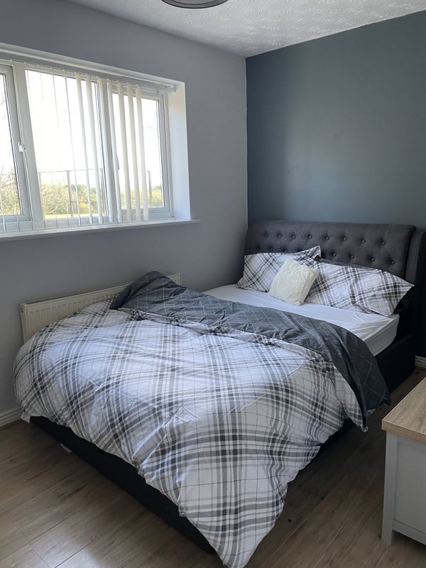Room Balmoral Way in Huyton