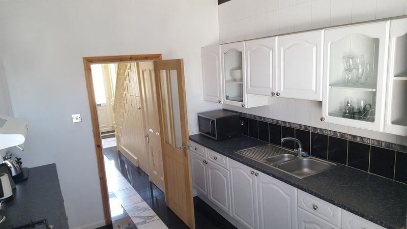 Room Lambley Road in Bristol