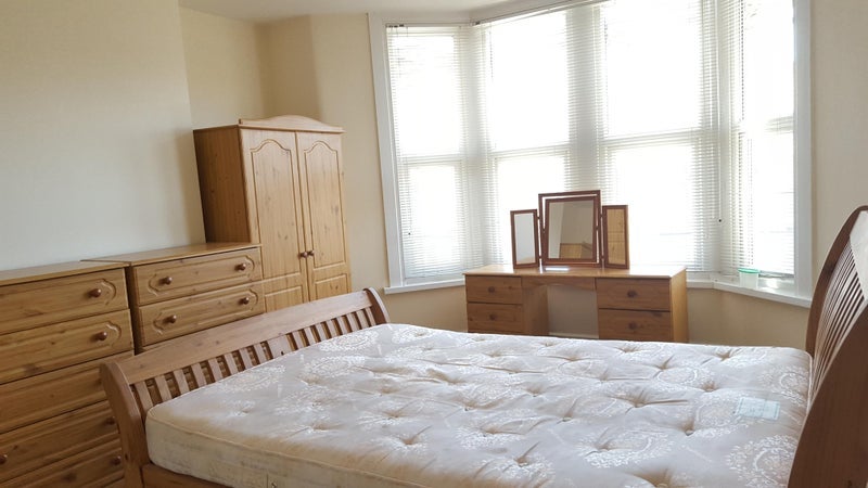 Room Lambley Road in Bristol