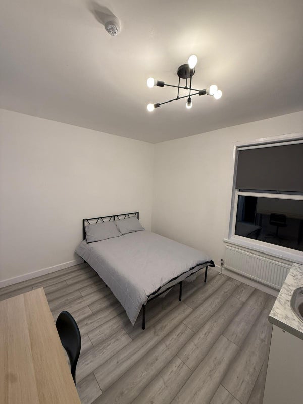 Flat Berkeley Court in Nottingham