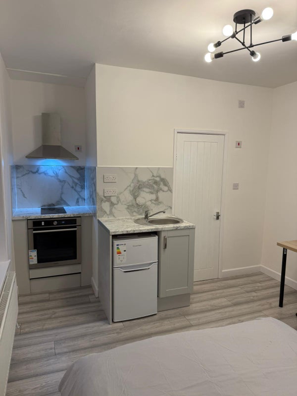 Flat Berkeley Court in Nottingham
