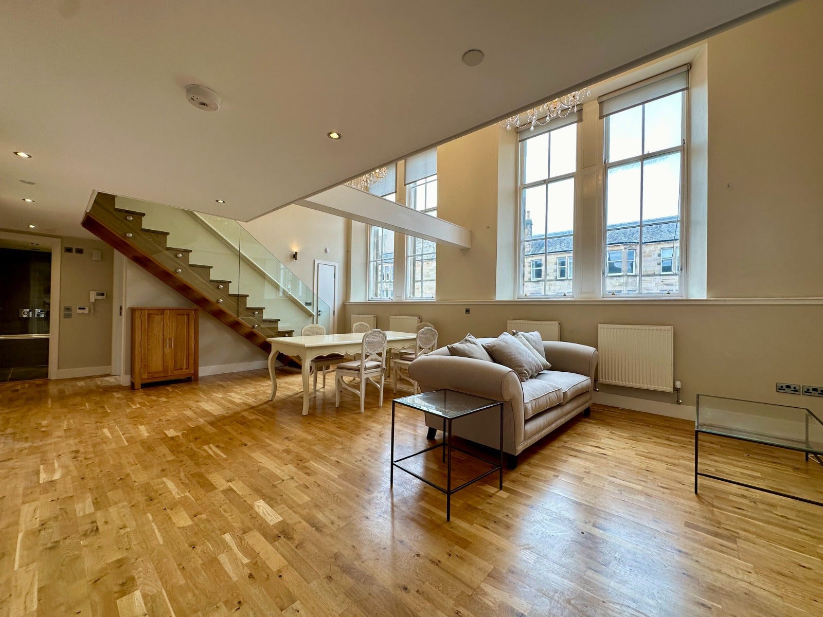 Flat Marchmont Road in City of Edinburgh