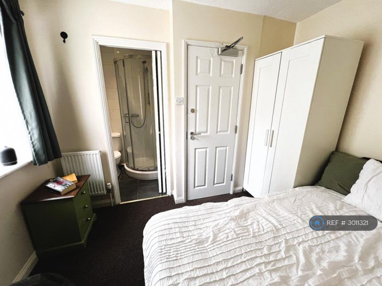 Room Fishers Field in Buckingham