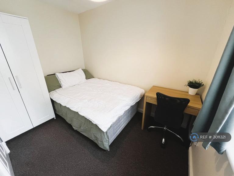 Room Fishers Field in Buckingham