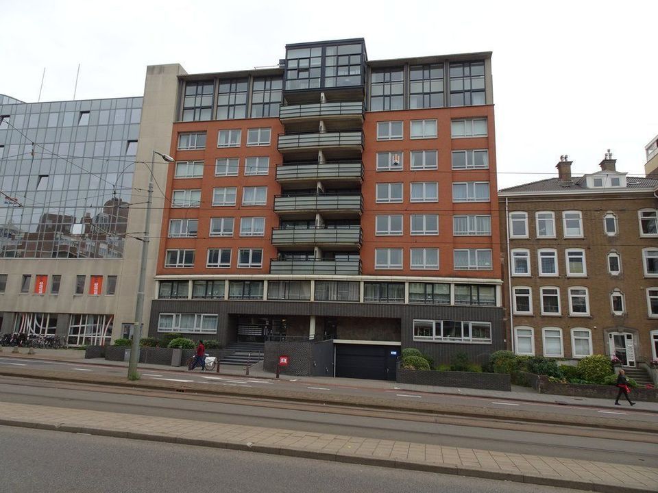 Appartement Gevers Deynootweg in Den Haag