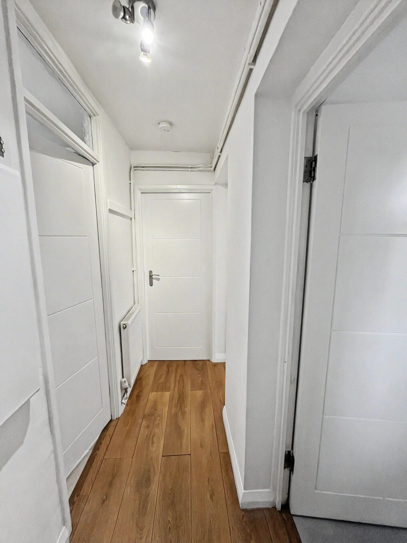 Flat Marescroft Road in Slough