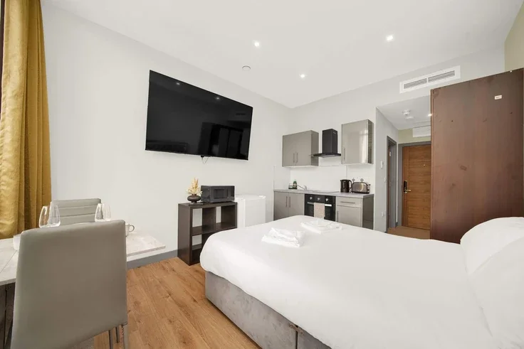 Flat Cranbrook Road in Greater London