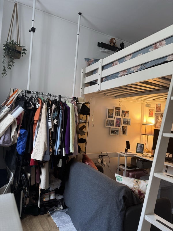 Room Hackney Road in Greater London