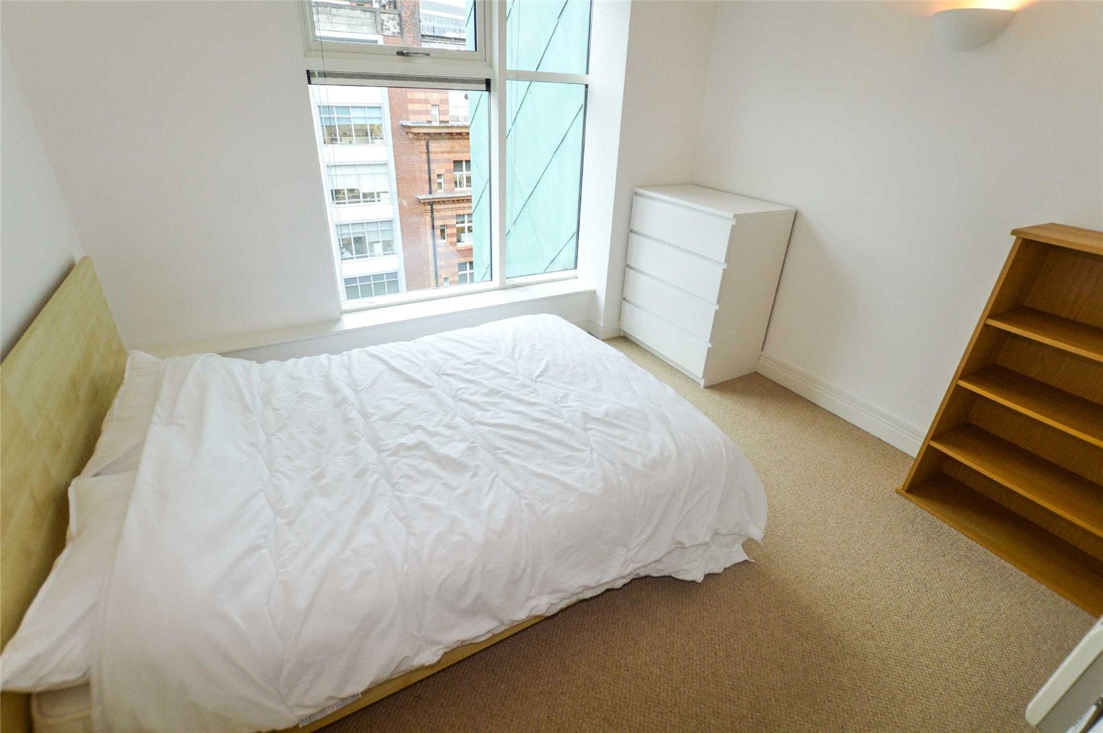 Flat Whitworth Street West in Manchester