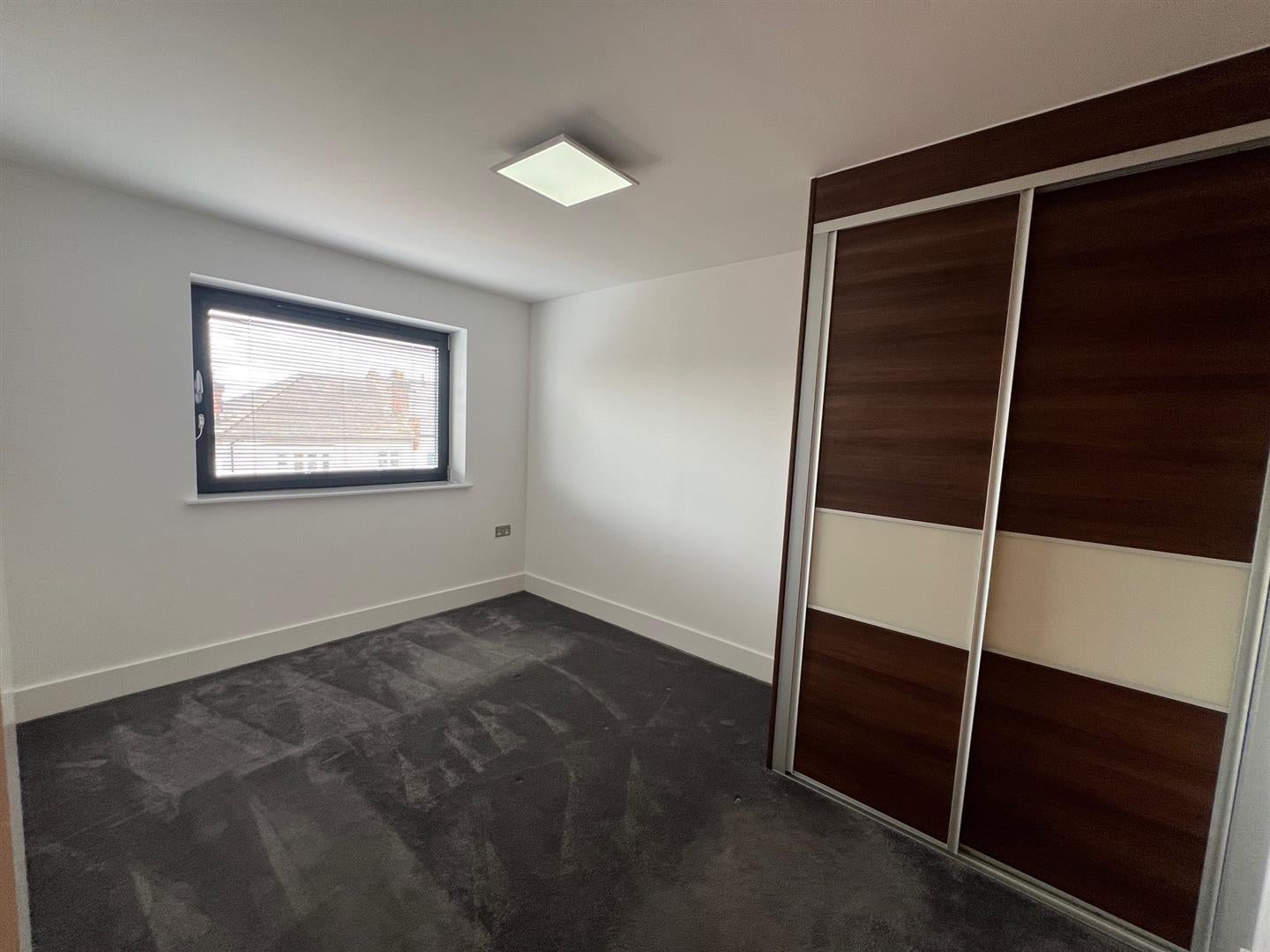 Flat Branfill Road in Greater London
