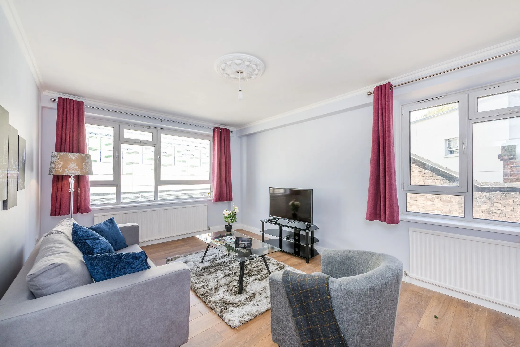 Flat Transept Street in City of Westminster