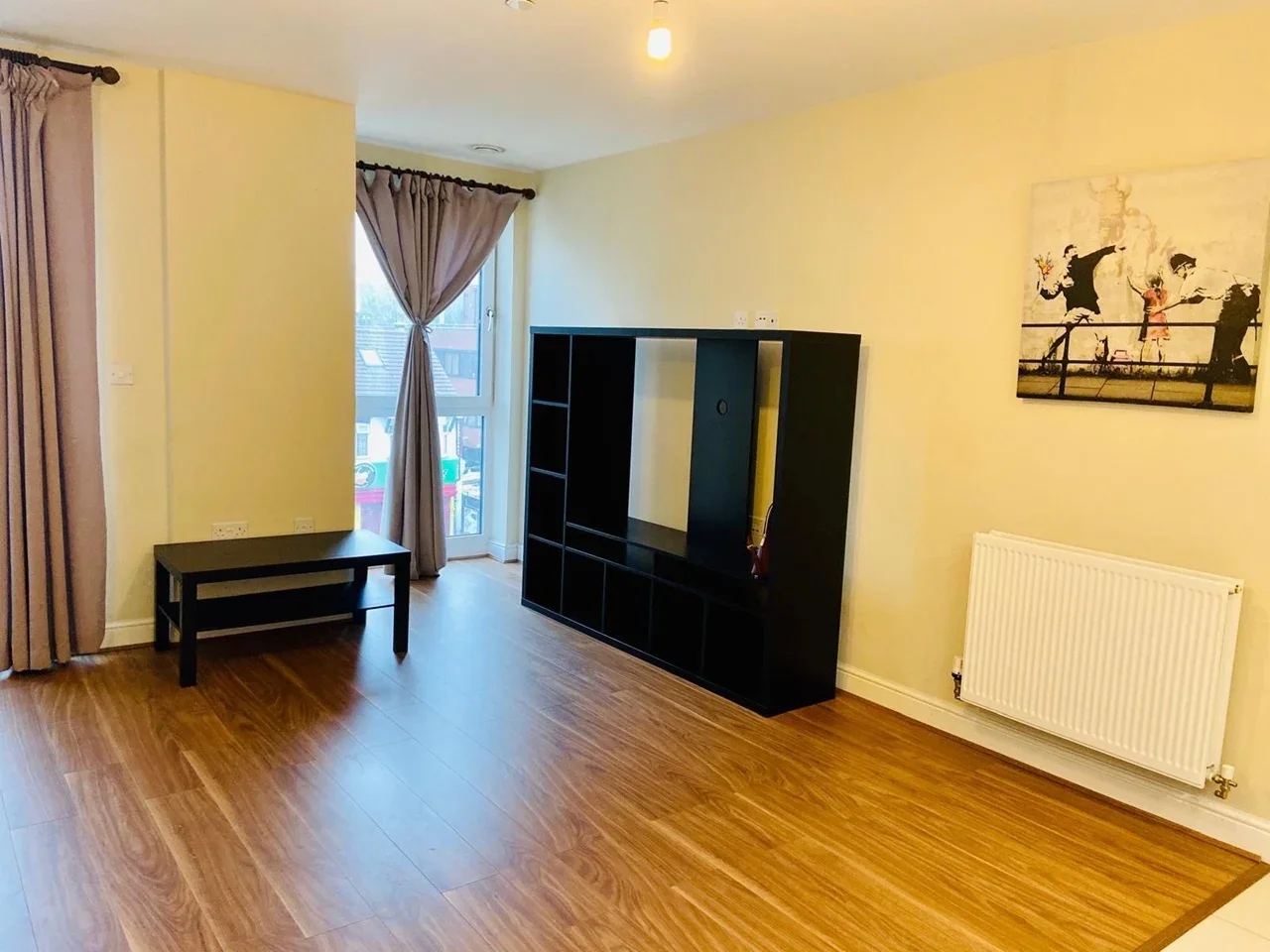 Flat The Broadway in Greater London