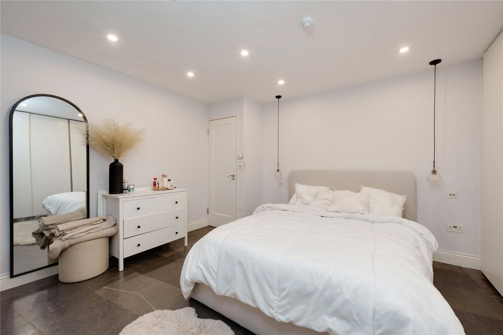 Flat Avonmore Road in Greater London