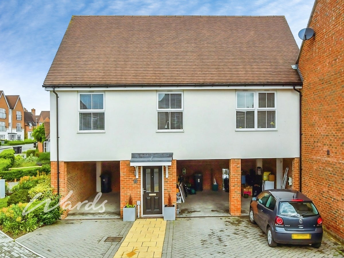House Royal Crescent in Tonbridge and Malling