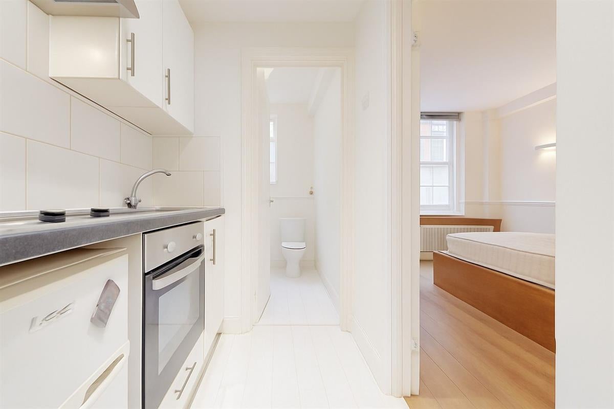 Flat Linhope Street in City of Westminster