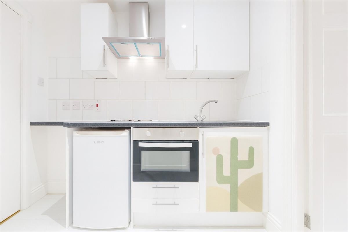 Flat Linhope Street in City of Westminster