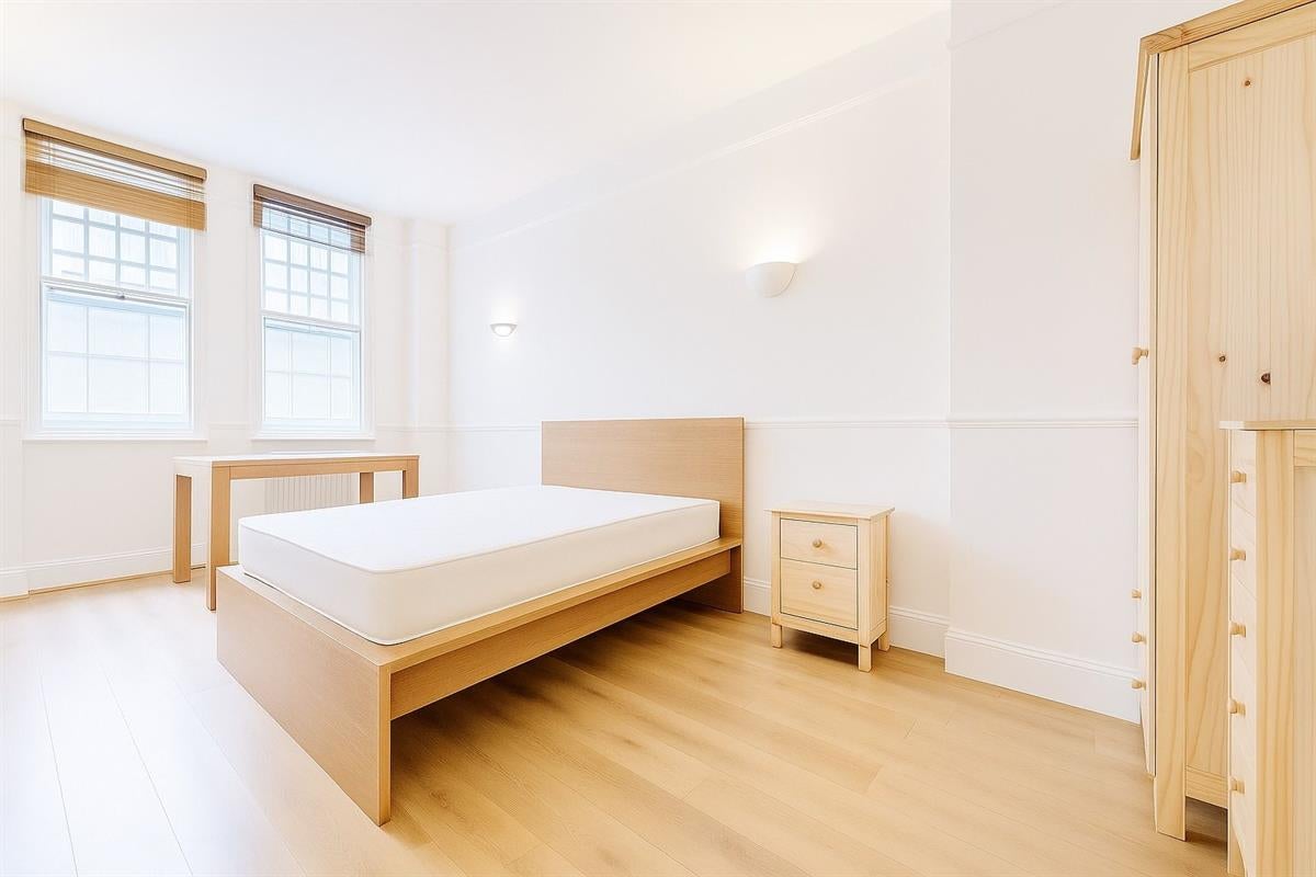 Flat Linhope Street in City of Westminster