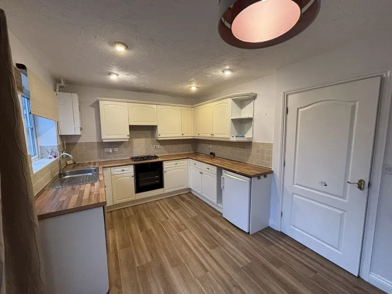 House Youngs Close in Newark and Sherwood