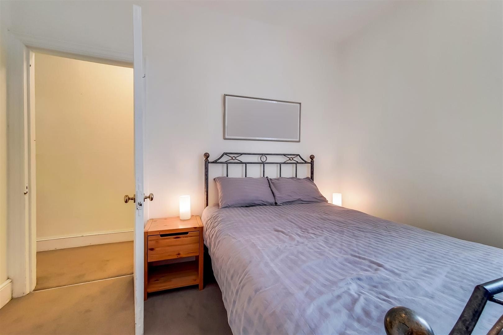 Flat Parfrey Street in Greater London