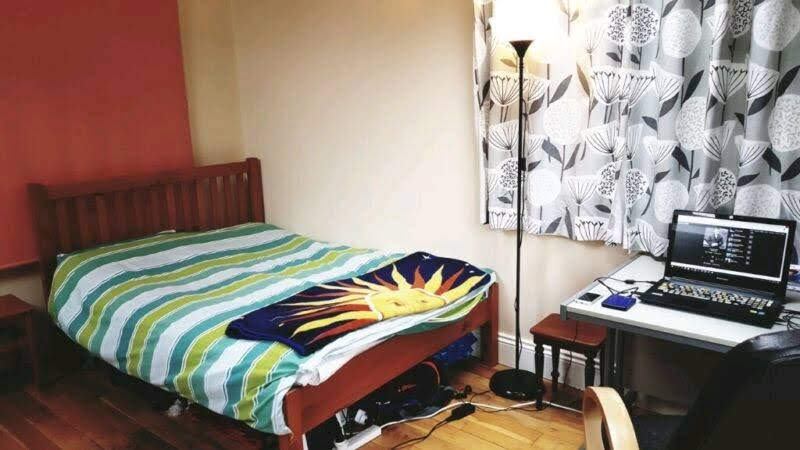 Room Yardley Square in Sheffield