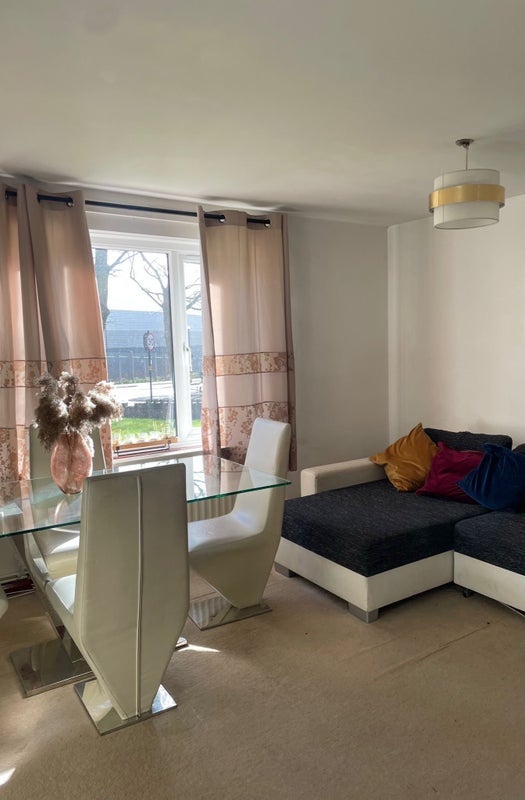 Room Arden Road in Birmingham