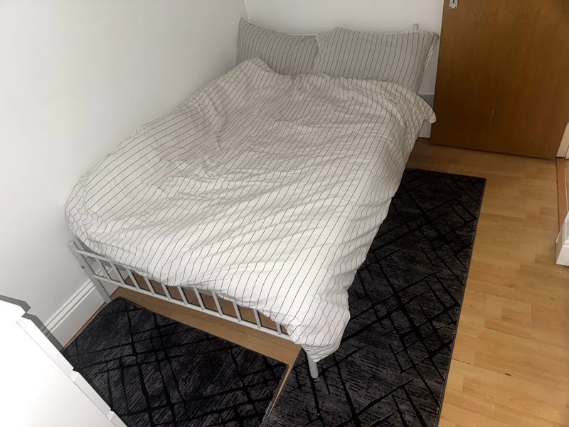 Room Bevington Road in Greater London