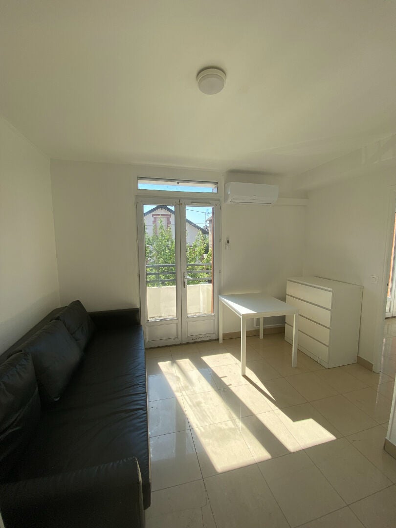 Flat Rue Emmanuel Vinson in Drancy
