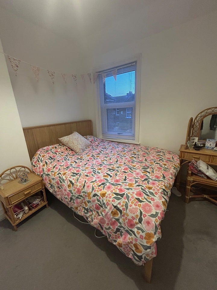 Room Bexhill Road in Eastbourne