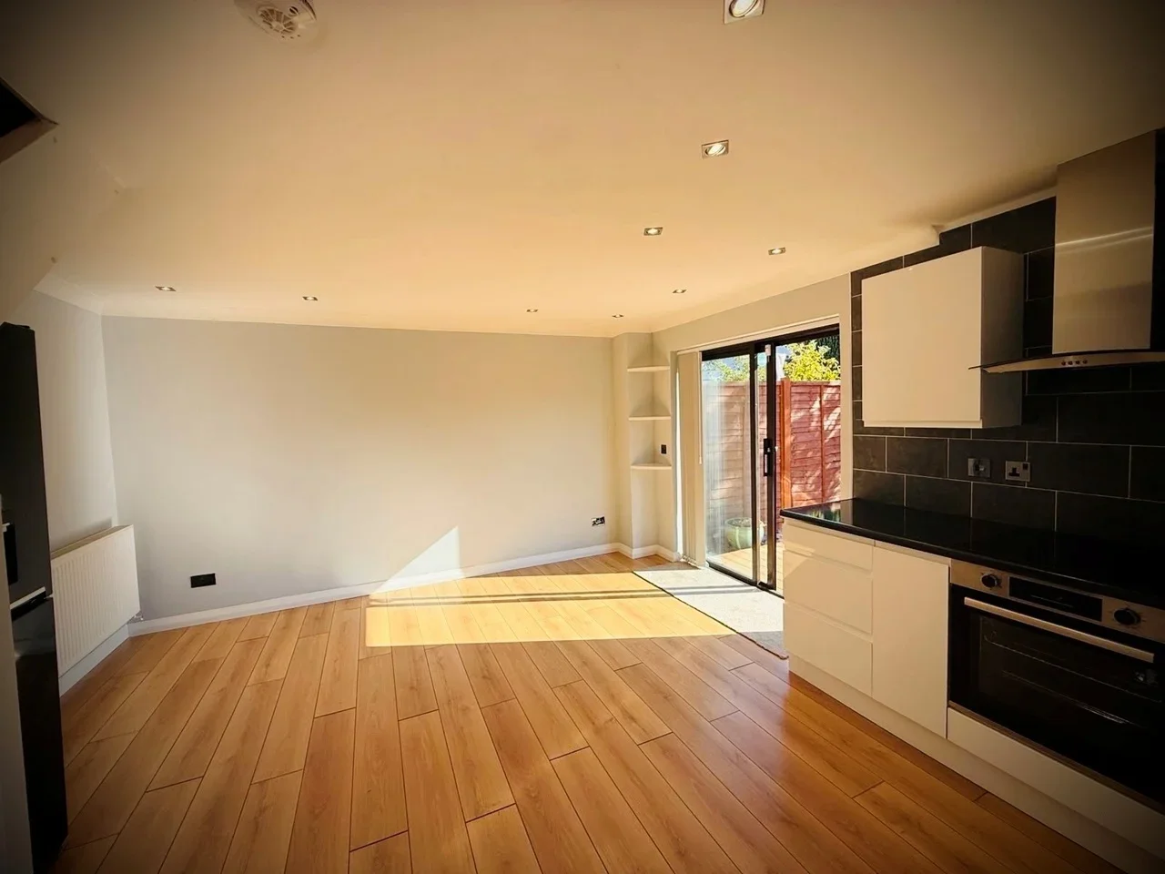 House Kelvin Gardens in Greater London
