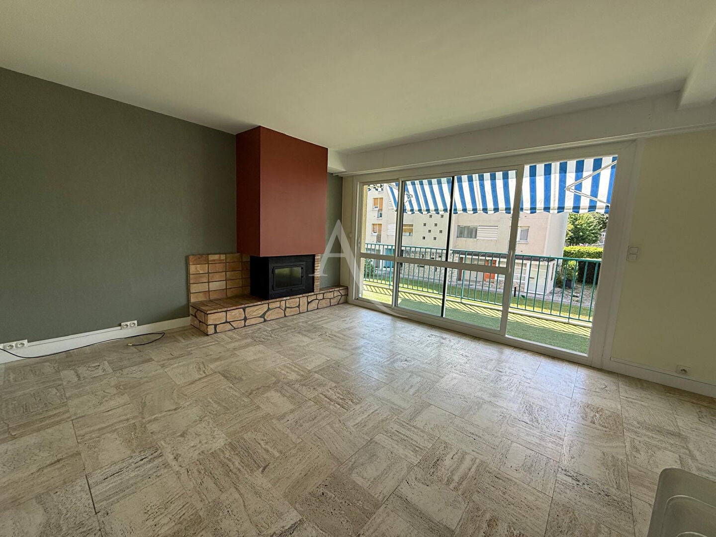 Flat Boulevard Aristide Briand in Melun