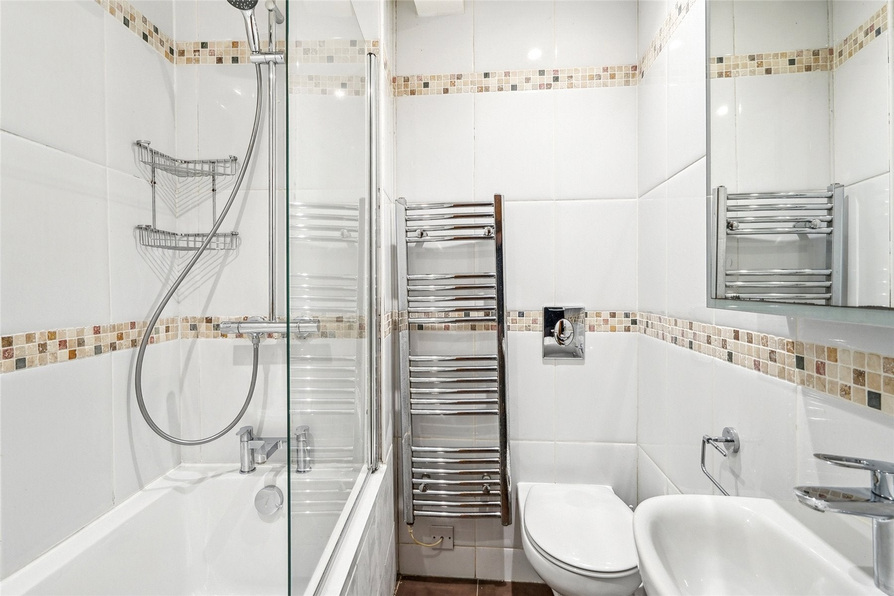 Flat Sloane Avenue in Greater London