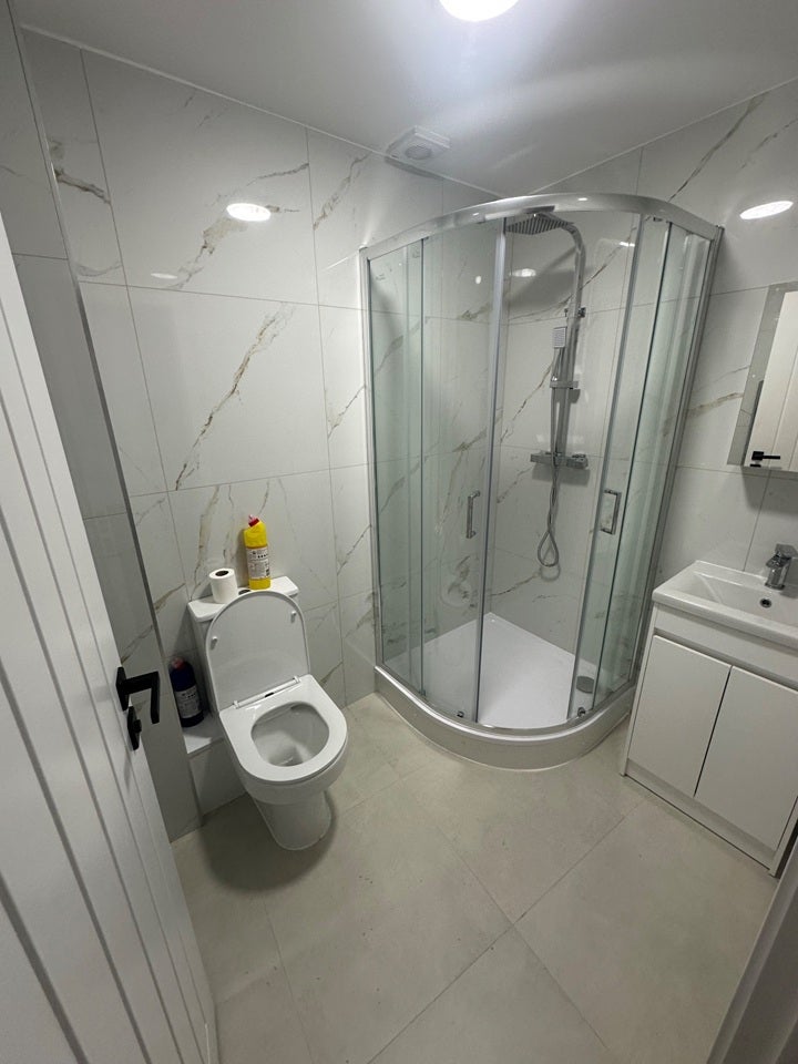 Flat Frankland Road in Greater London