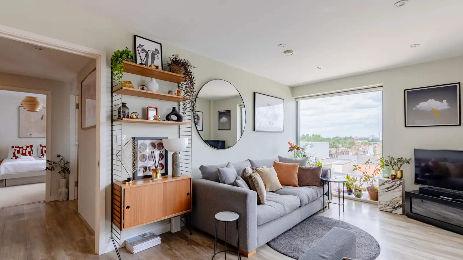 Flat Littlebury Road in Greater London