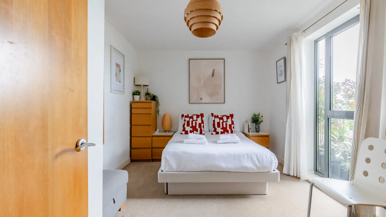 Flat Littlebury Road in Greater London