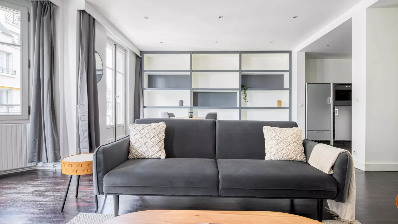 Appartement Avenue Matignon à Paris