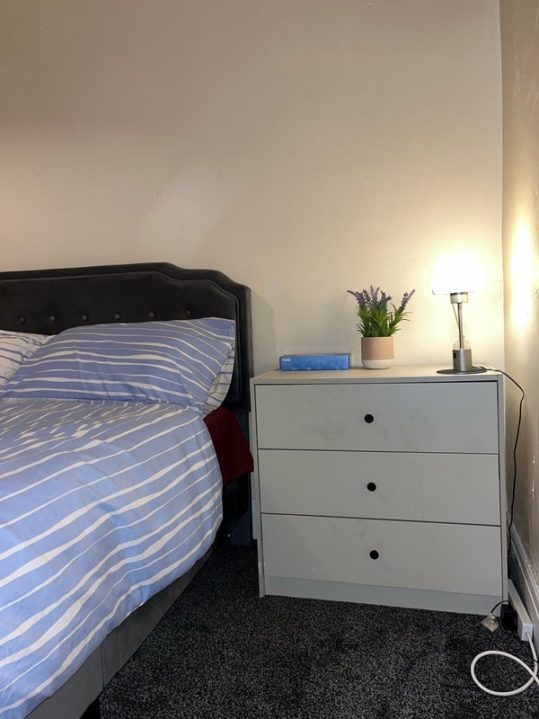 Room Southey Green Road in Sheffield