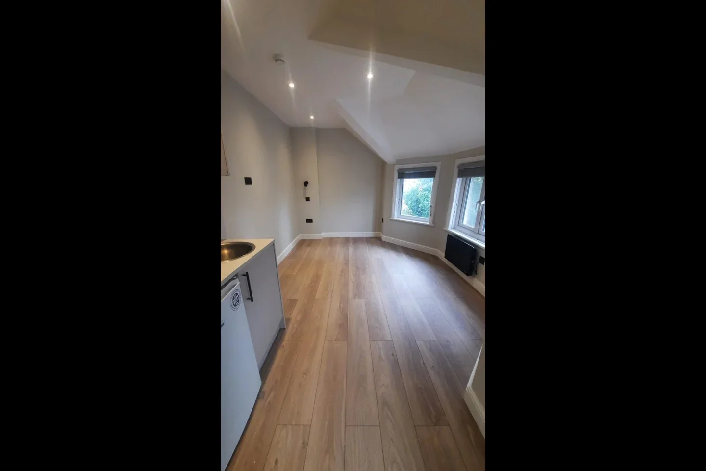 Flat Parklands in Greater London