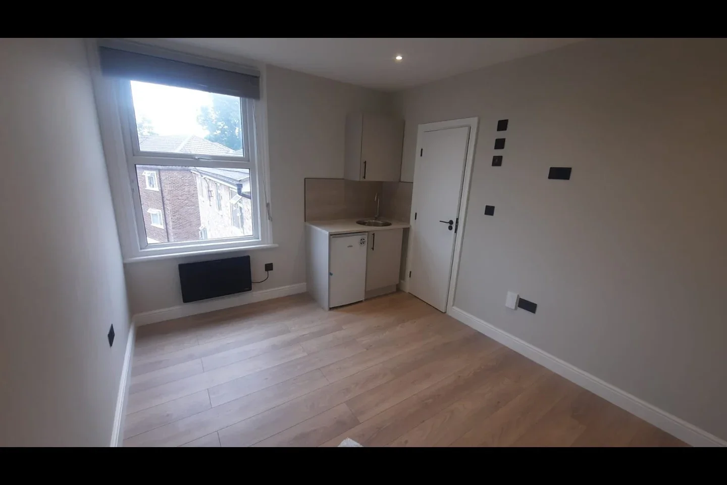 Flat Parklands in Greater London