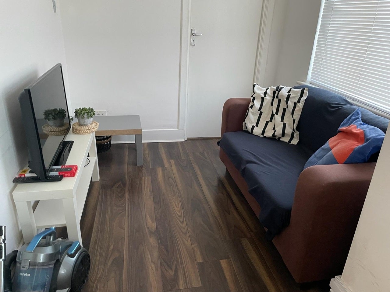 Flat Eton Road in Greater London