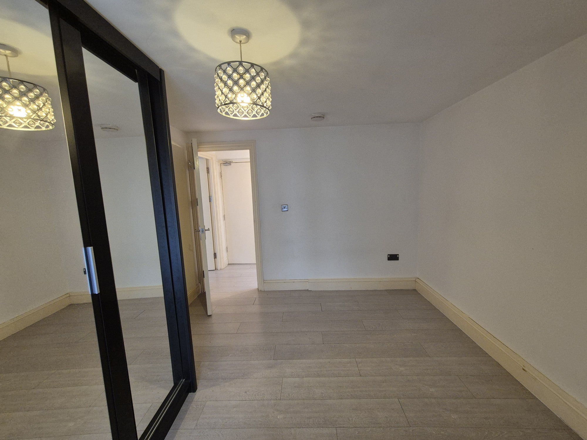 Flat High Road Leytonstone in Greater London