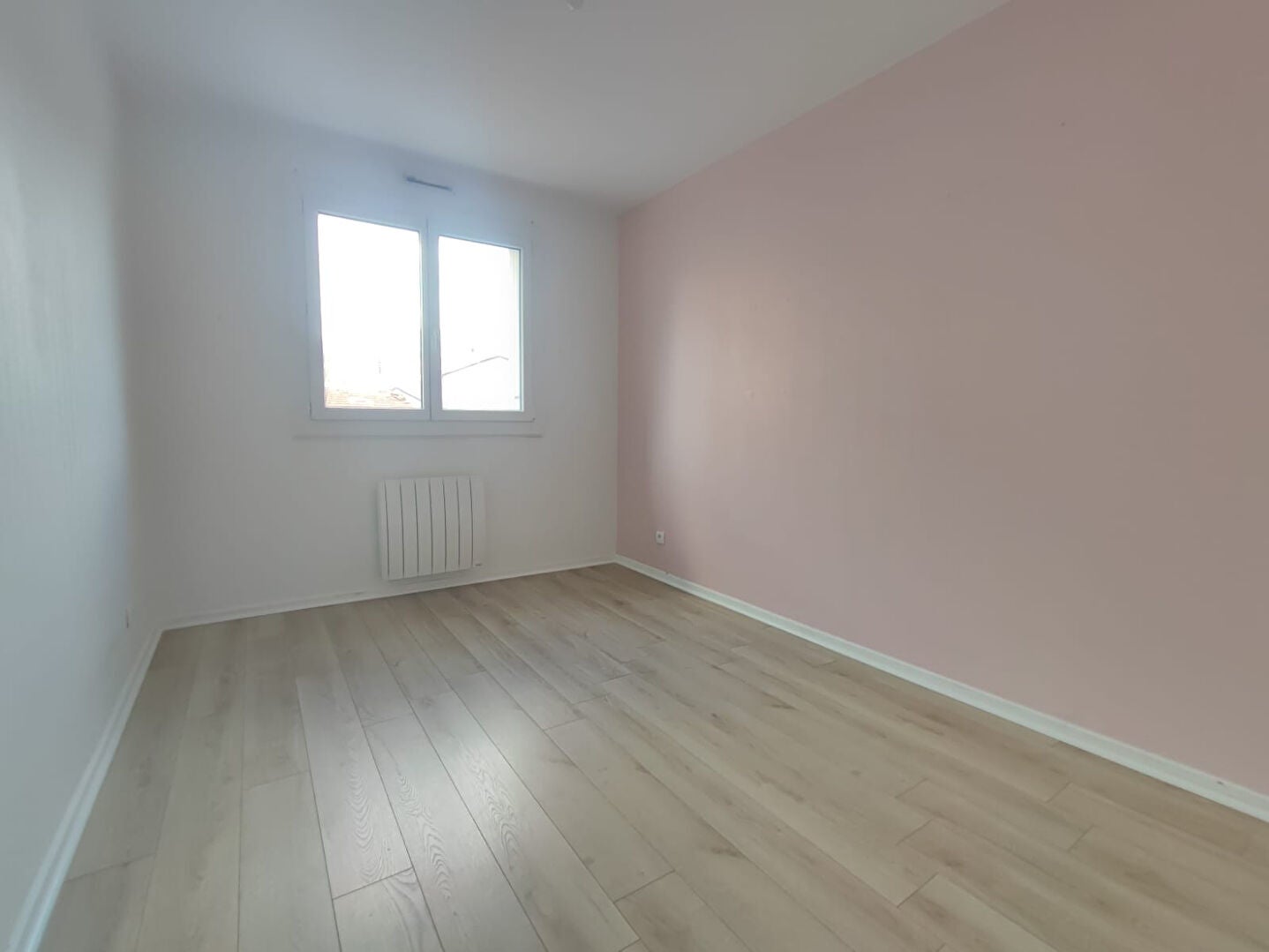 Flat Avenue Lacassagne in Lyon