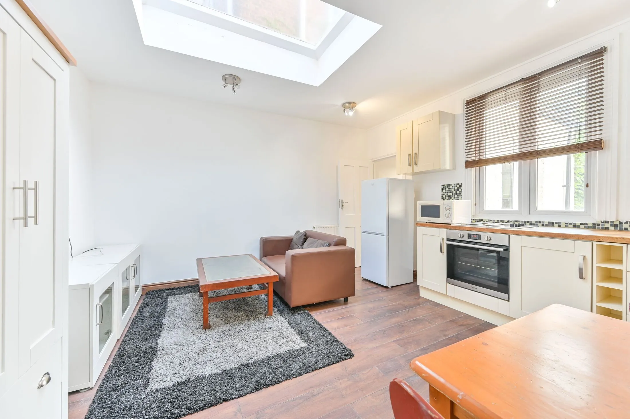 Flat Garway Road in City of Westminster