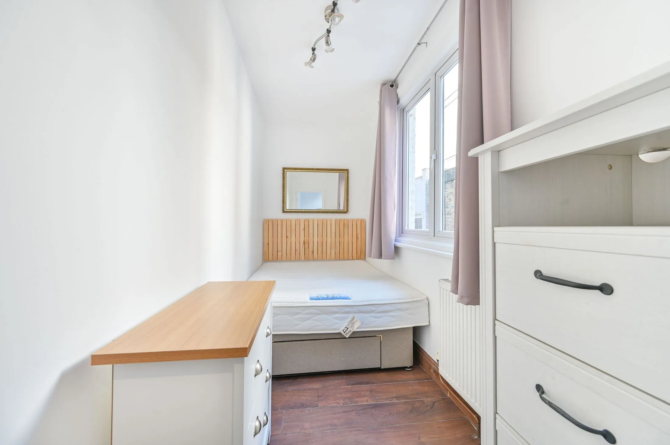 Flat Garway Road in City of Westminster