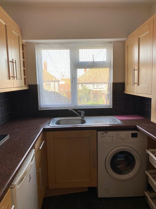 Room Wolsey Crescent in Greater London