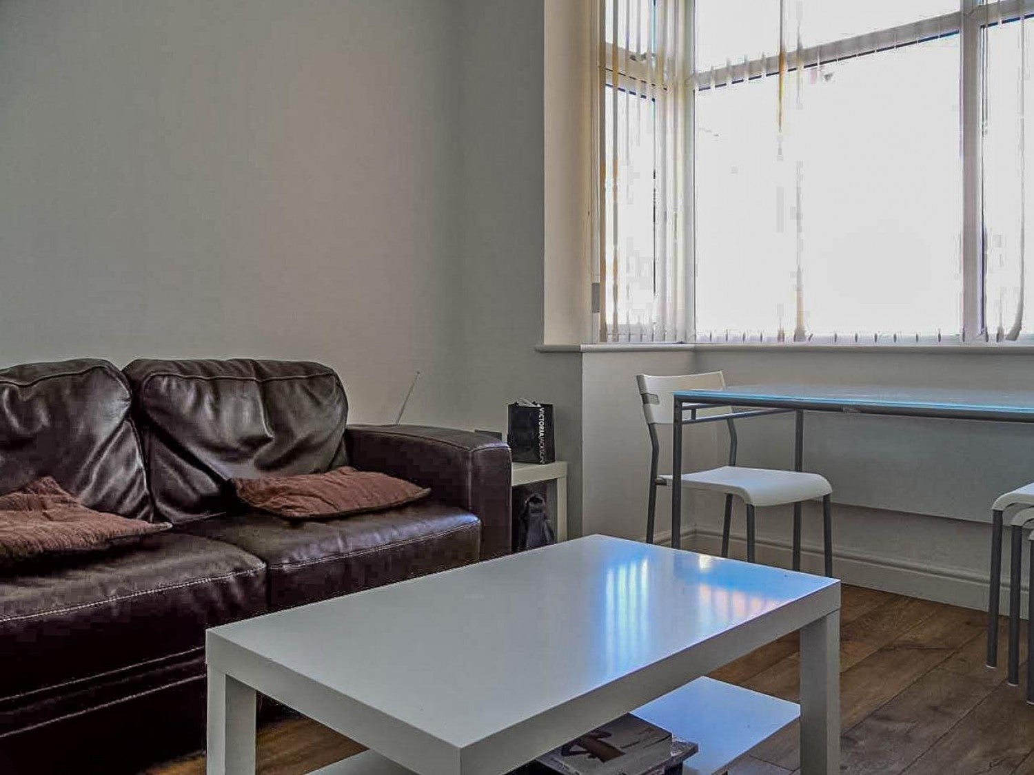Flat Gloucester Road North in Bristol