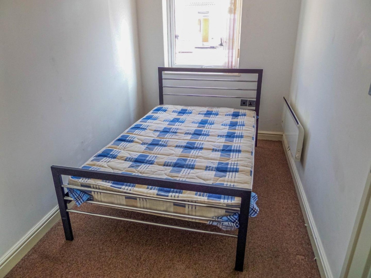 Flat Gloucester Road North in Bristol