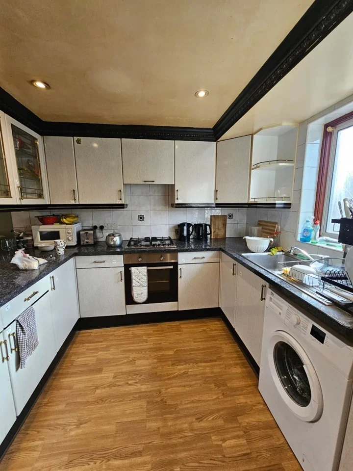 Room Windsor Road in Greater London